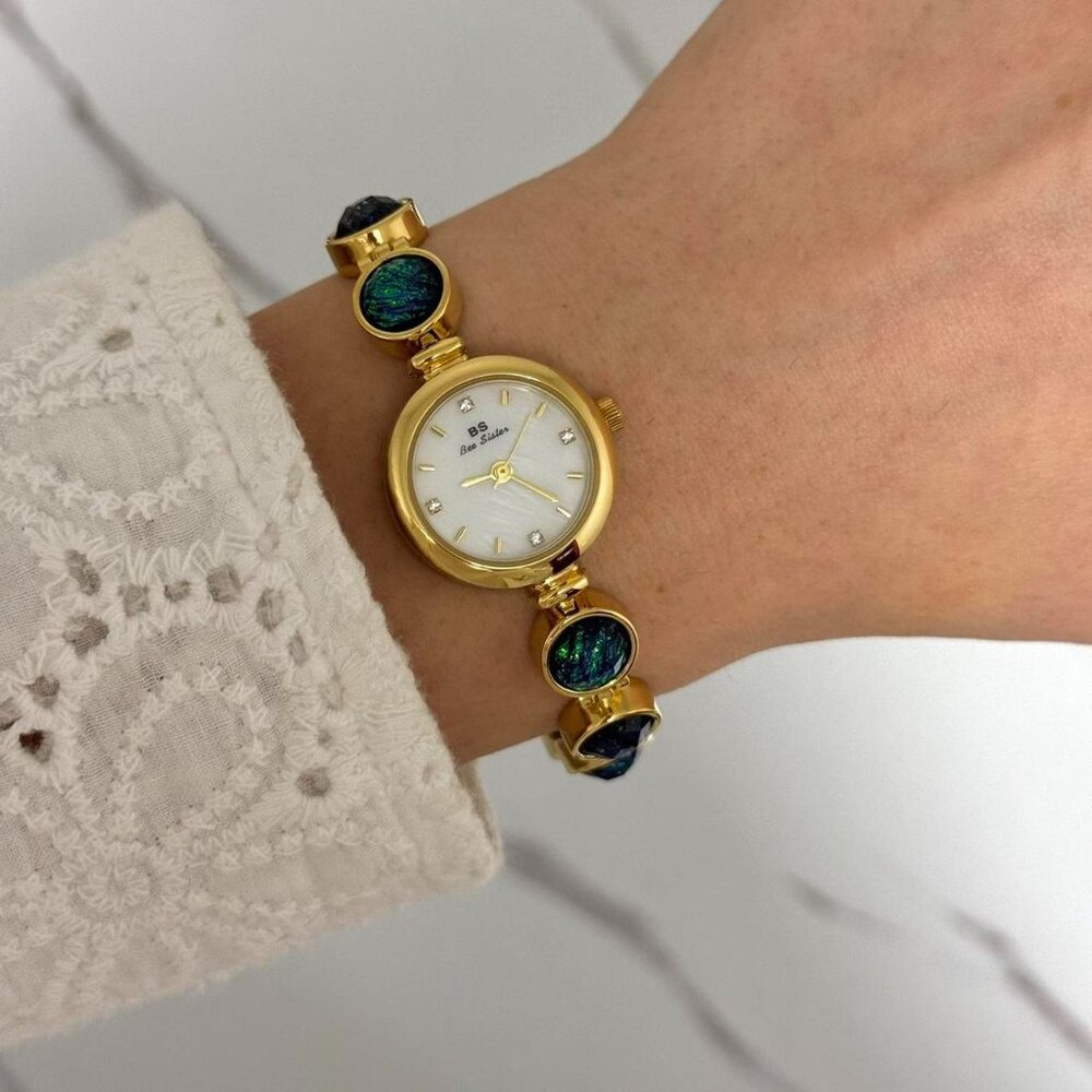 SKU0011 Retro Gold/Blue‎ Stones Women Fashion Watch Stainless steel + gift bag